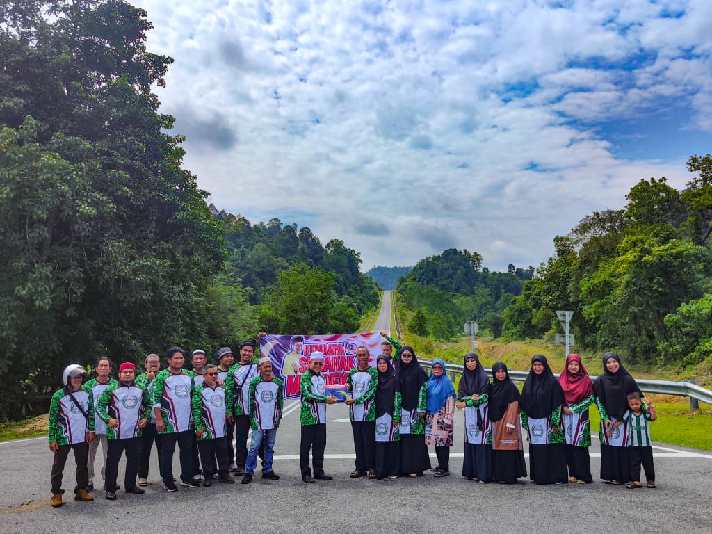 Kembara Semarak Merdeka Warnai DUN Bukit Besi