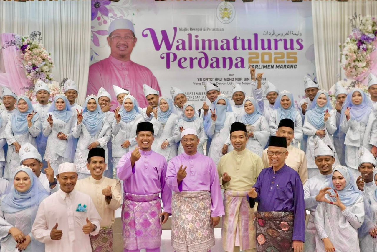 24 Pasangan Mempelai Marang Dirai Meriah