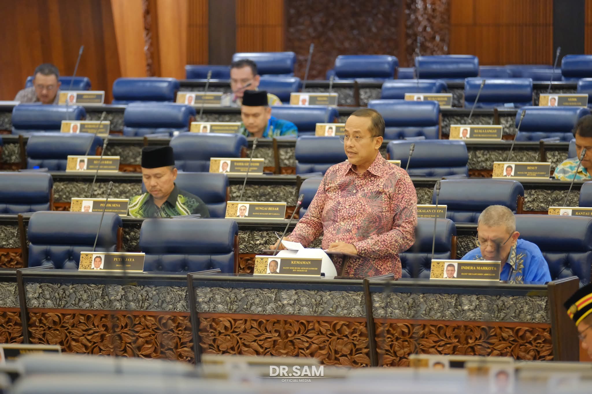 Ahmad Samsuri Gesa Peruntukan Keharmonian Kaum Dinaikkan