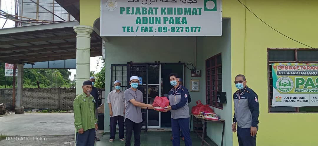 186 Pekerja Pembersihan Terima Sumbangan