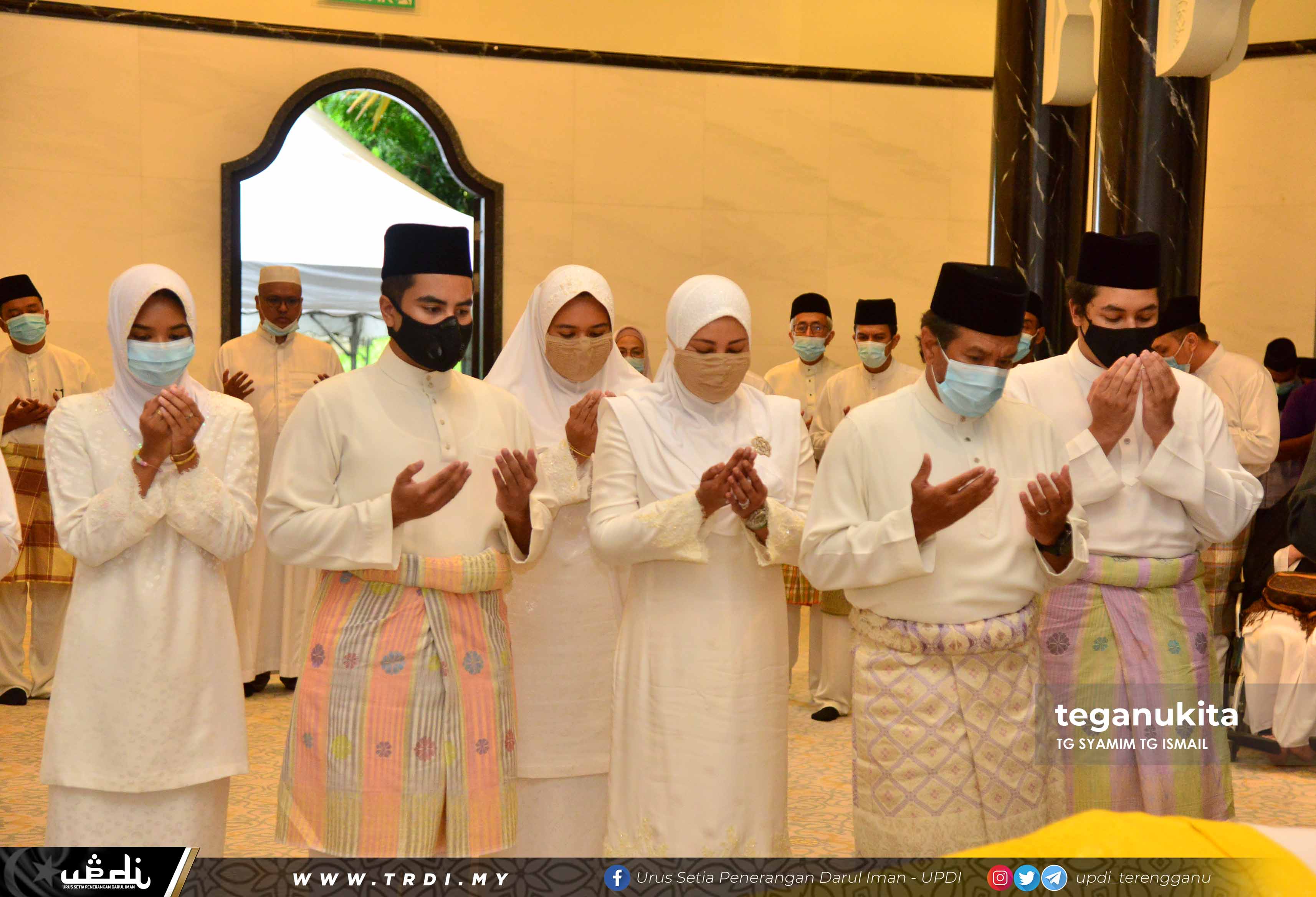 Istiadat Pemakaman Jenazah Yang Amat Mulia Tengku Sri Laksamana Raja Tengku Sulaiman Ibni Almarhum Sultan Ismail Nasiruddin Shah di Makam Diraja Masjid Abidin,Kuala Terengganu