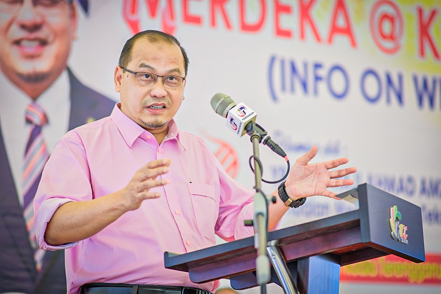 Kerajaan Dukacita Mural Pemimpin Negara Diconteng