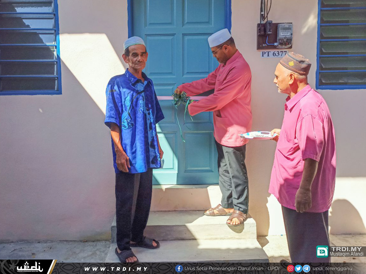 Warga Emas Terharu Dapat Rumah Baru