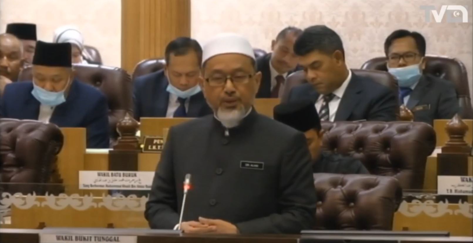 Apakah benar MBKT akan menswastakan tempat letak kereta berbayar?