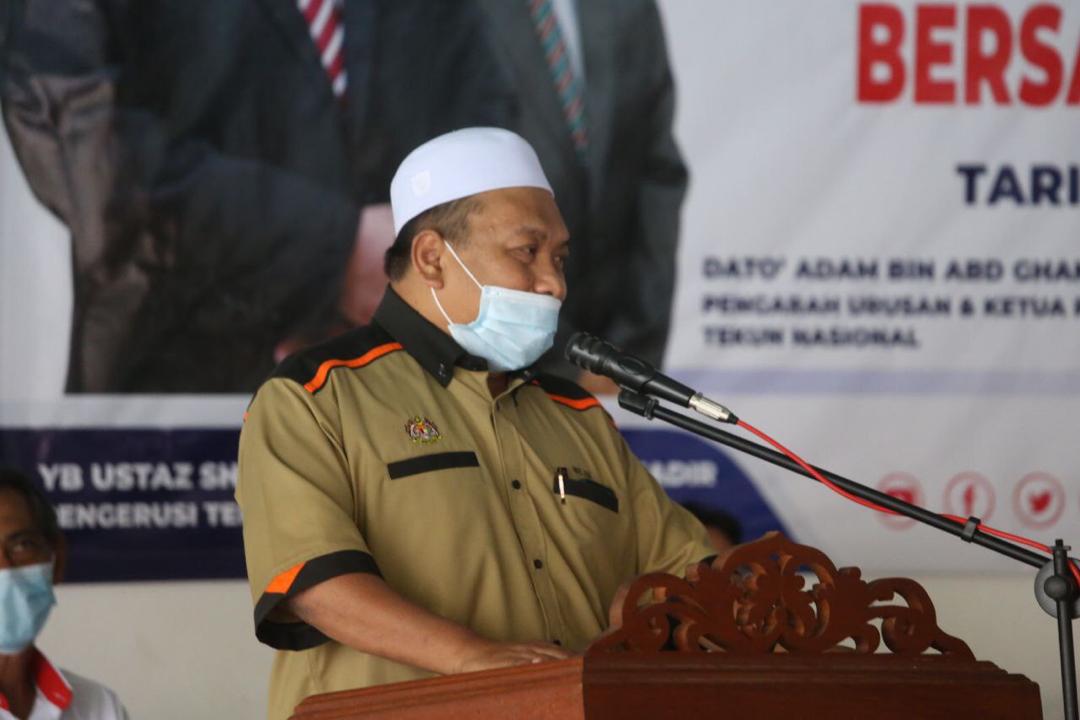 Ahli Parlimen Setiu Selar Pengisian 'Kakak Kondom'