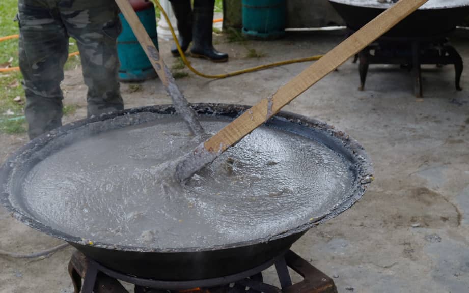 Bubur Asyura Satukan Masyarakat