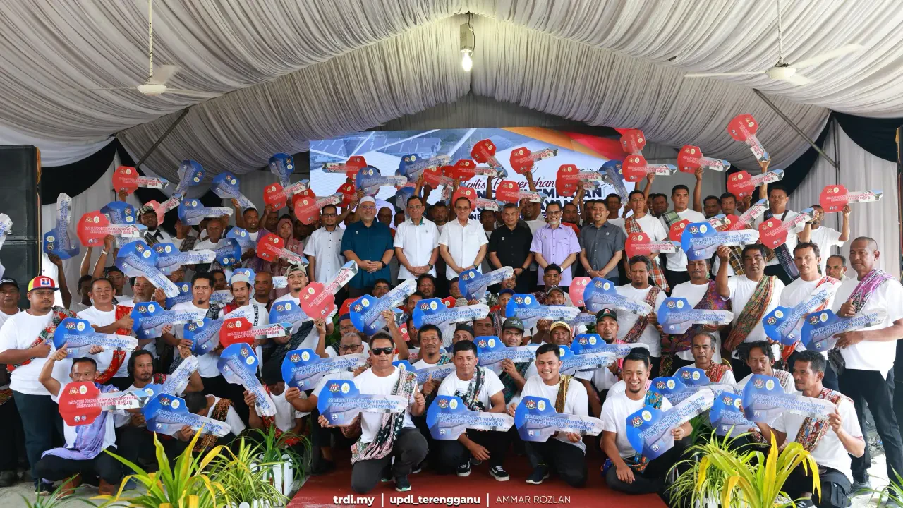 Rezeki Akhir Ramadan, 100 Keluarga Nelayan Terengganu Terima Rumah Baharu