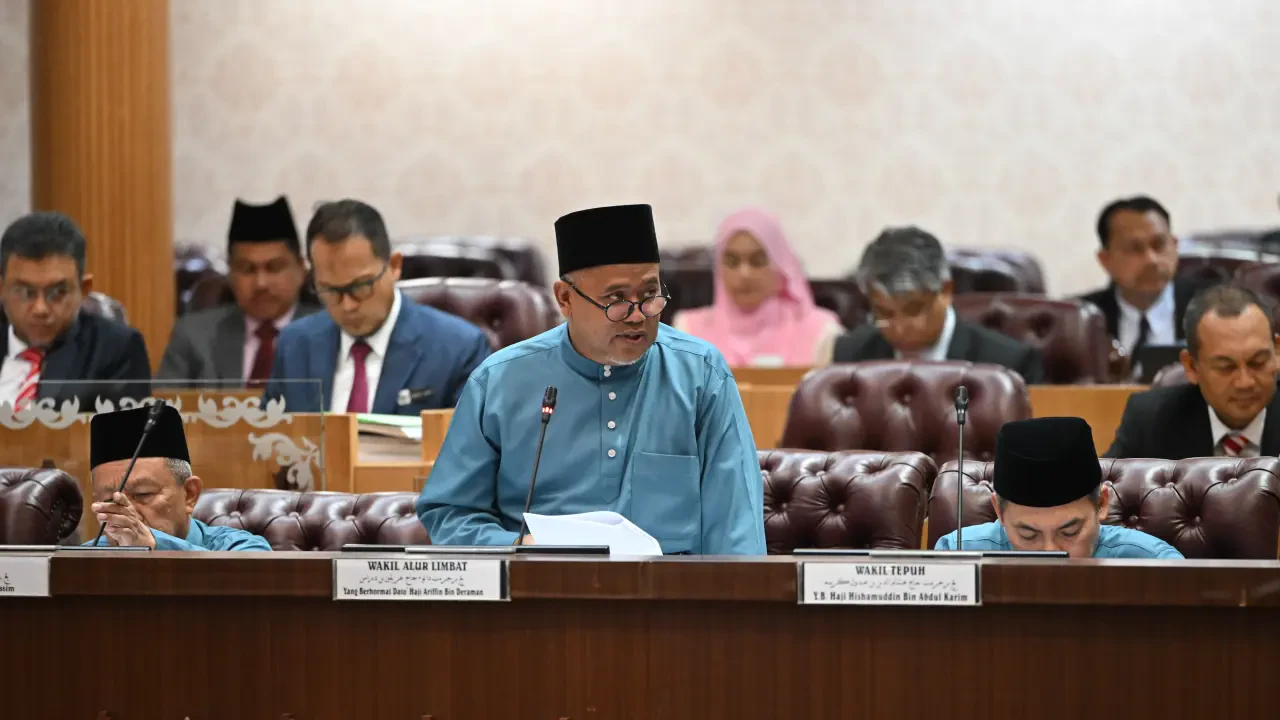 Usaha Kecil Jadi Empayar Kafe, Kerajaan Bantu Usahawan Muda Jana RM600,000 Sebulan