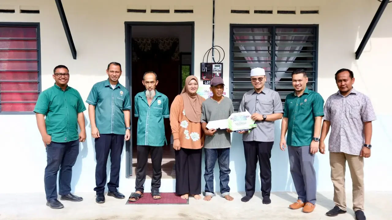 Hasrat 26 Tahun Akhirnya Tercapai, Keluarga Kini Diami Rumah Sendiri