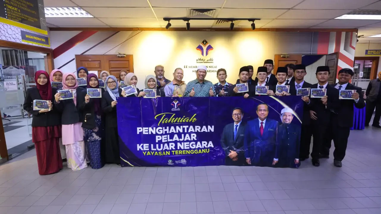 RM3.16 Juta Biayai 19 Anak Terengganu Lanjut Pengajian ke China, Tunisia