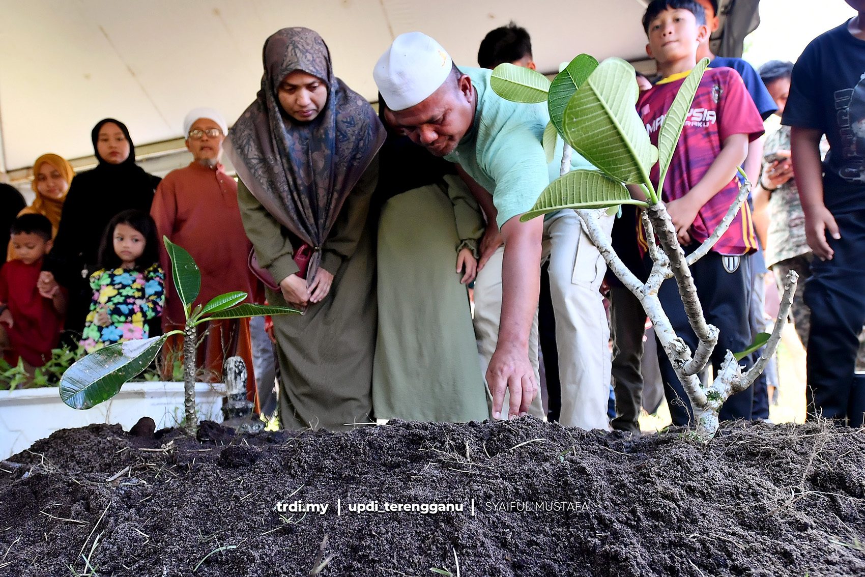 Jenazah Kanak-Kanak Lemas di Pantai Sauh Selamat Dikebumikan