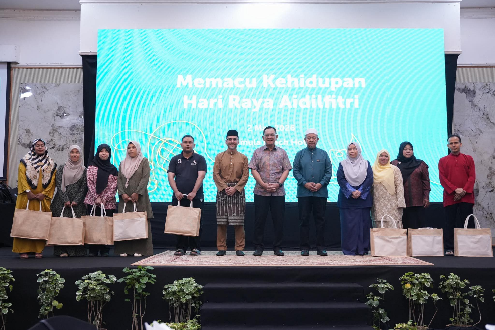 450 Keluarga Terima Sumbangan Aidilfitri PETRONAS di Terengganu