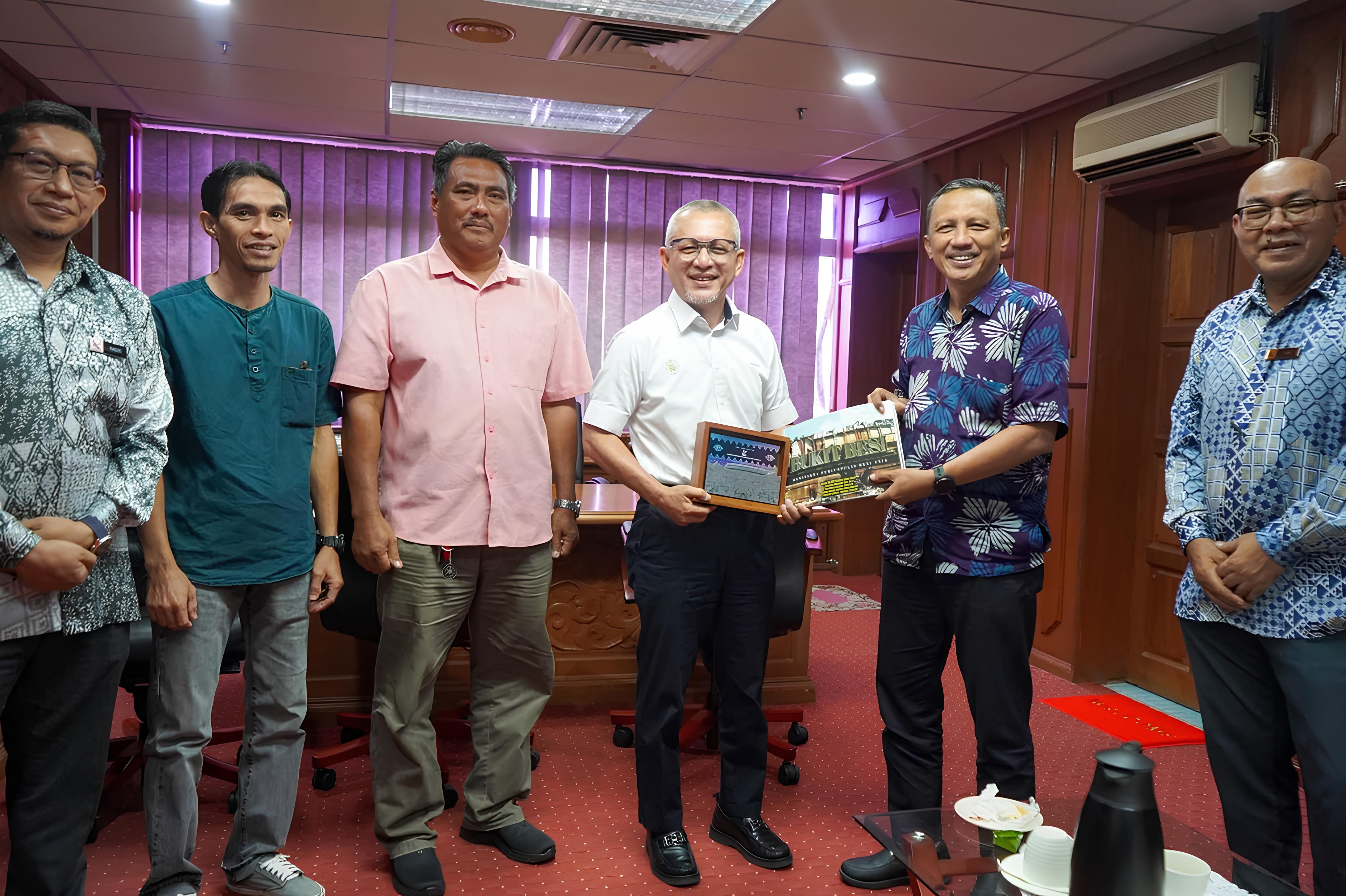 Kerajaan Negeri dan KETENGAH Jalin Kerjasama Majukan Tasik Kenyir