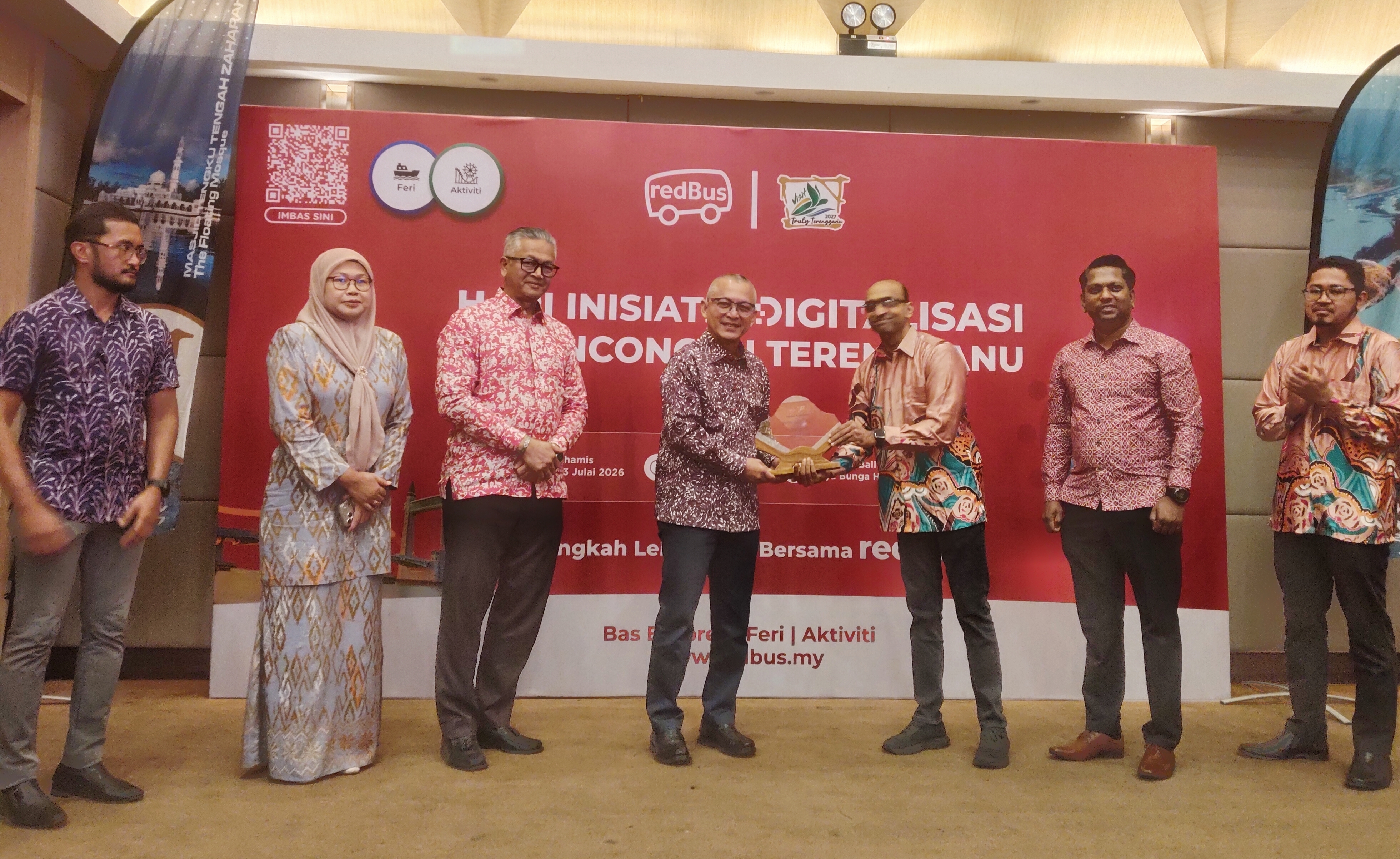 Tourism Terengganu - redBus Bina Inisiatif Pelancongan Digital Terengganu 