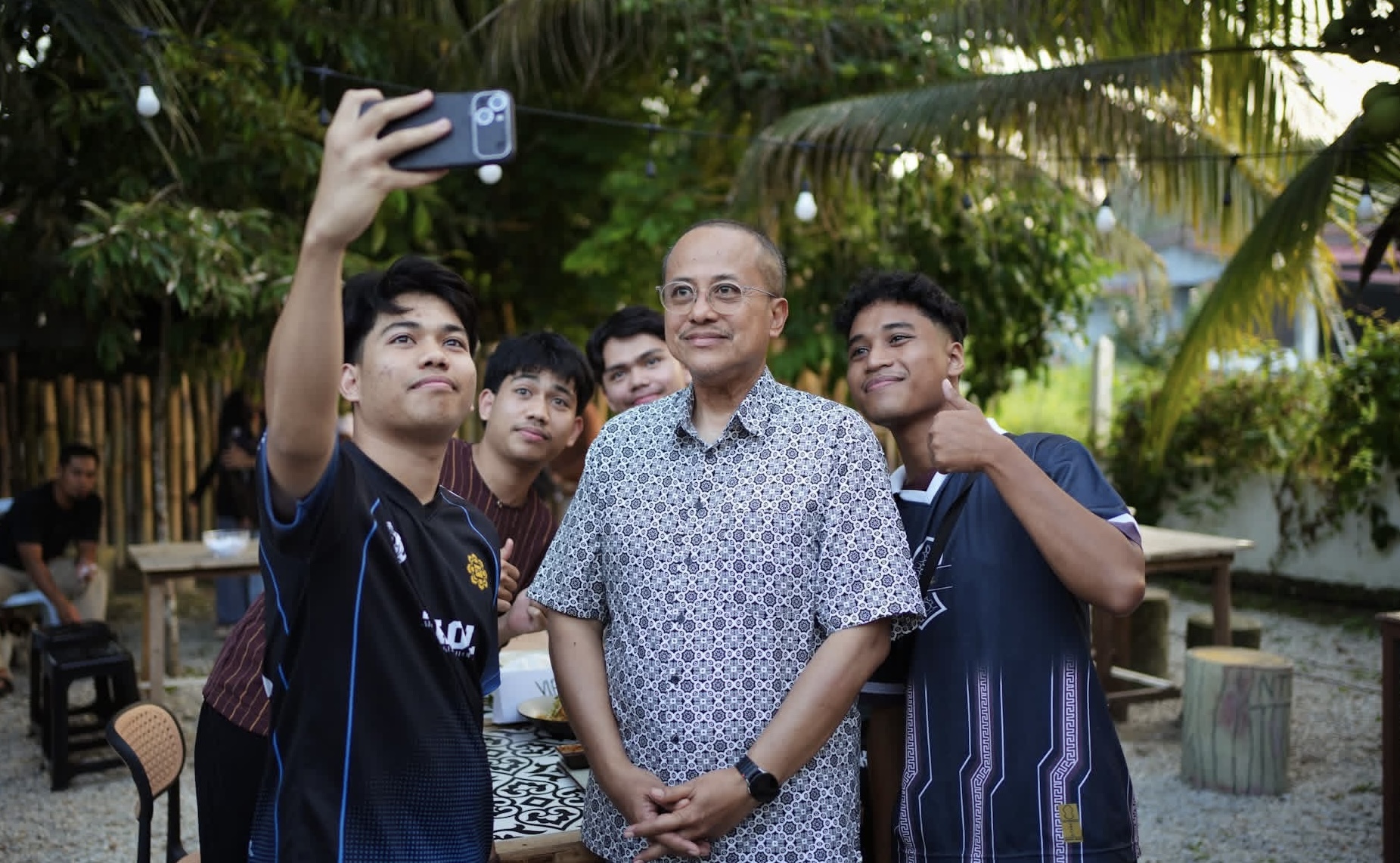 Ngopi Anak Muda Kemaman Bersama Dr Sam Tarik Lebih 200 Belia