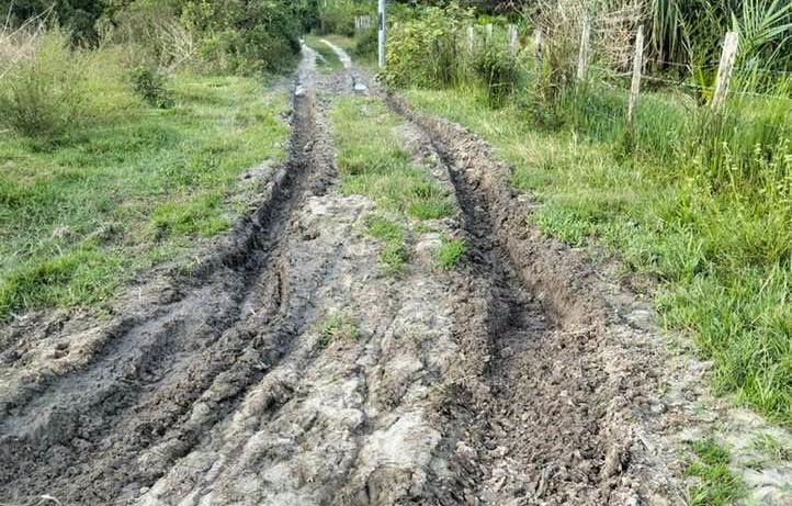 Jalan Tanah Merah Kini Dilapisi Batu Jalan, Legakan Penduduk