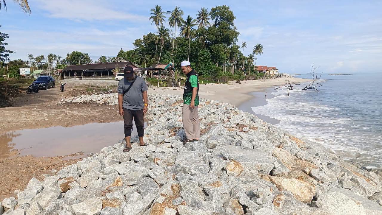 Benteng Tanah Perkuburan Kampung Pengkalan Maras Siap Sepenuhnya