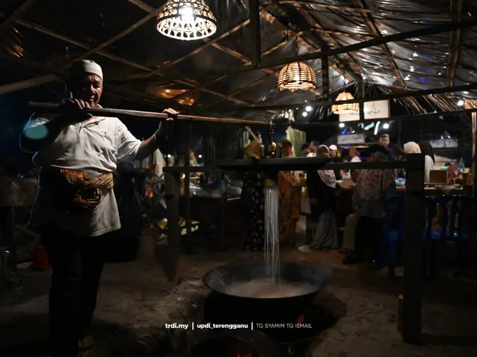 Karnival Pantai 2025: Selami 'Akar Tradisi, Warna Identiti'