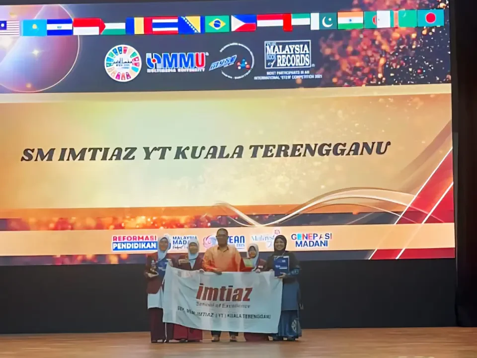 Dari Sekolah ke Dunia: I-DEWS Bukti Inovasi Pelajar Imtiaz Berimpak Global