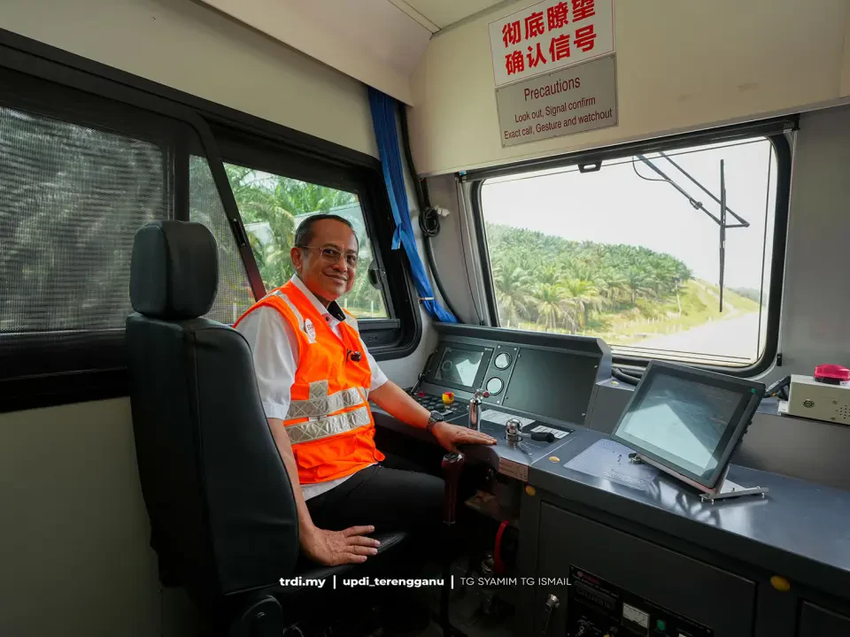 Menteri Besar Tinjau Kemajuan Projek ECRL