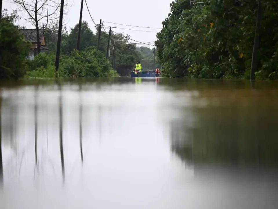 Empat Sungai di Terengganu Lepasi Paras Amaran, Dua Waspada   