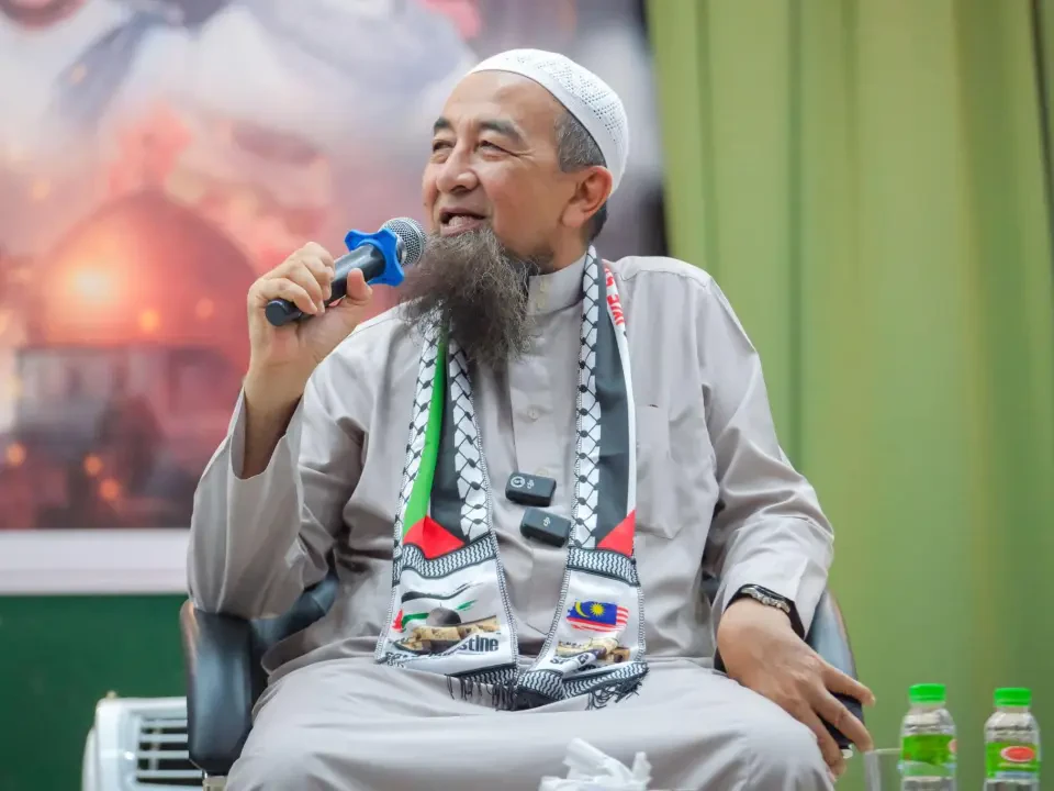 "Takkan Tak kenal Saya?" - UAI Sangkal Video Palsu AI Puji PMX