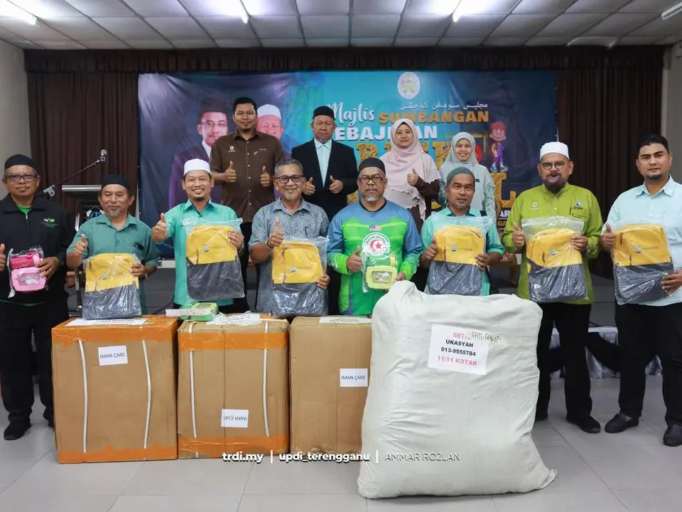 Terengganu–Iman Care Salur Bantuan ‘Back To School’ Kepada 3,200 Pelajar 