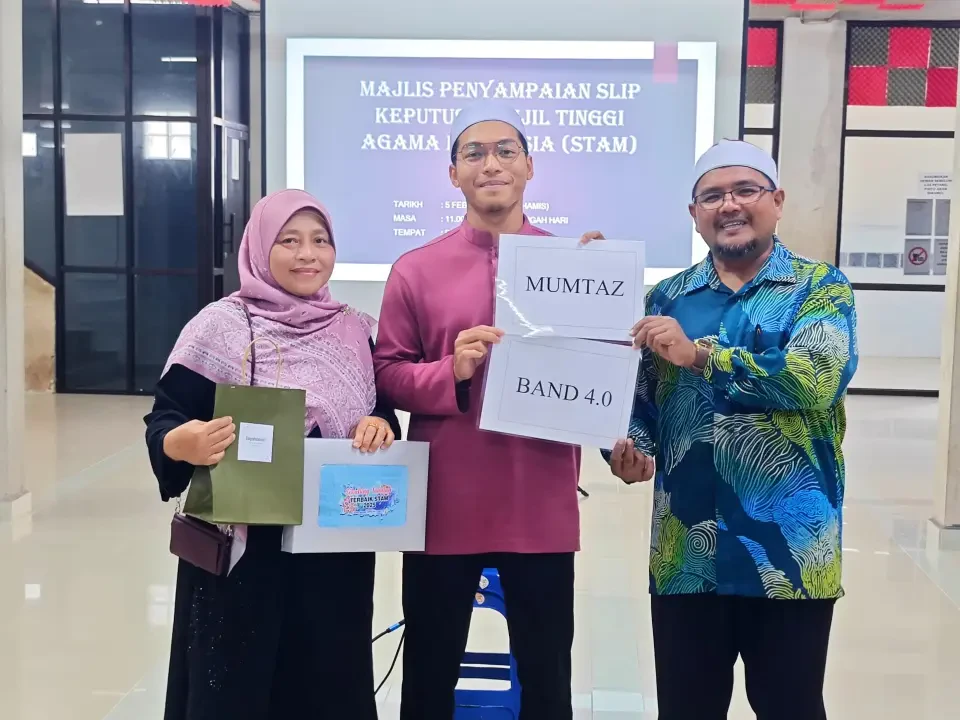 Pelajar Terbaik STAM Terengganu Bukti Kejayaan Lahir Daripada Keberkatan Ilmu