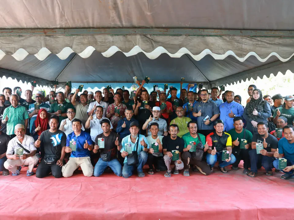 Terengganu Lulus Lesen Sampan Tertinggi, Kebajikan Lebih 1,000 Nelayan Kini Terbela