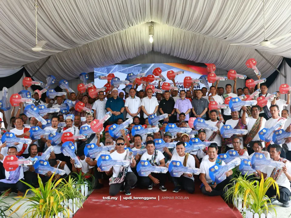 Rezeki Akhir Ramadan, 100 Keluarga Nelayan Terengganu Terima Rumah Baharu