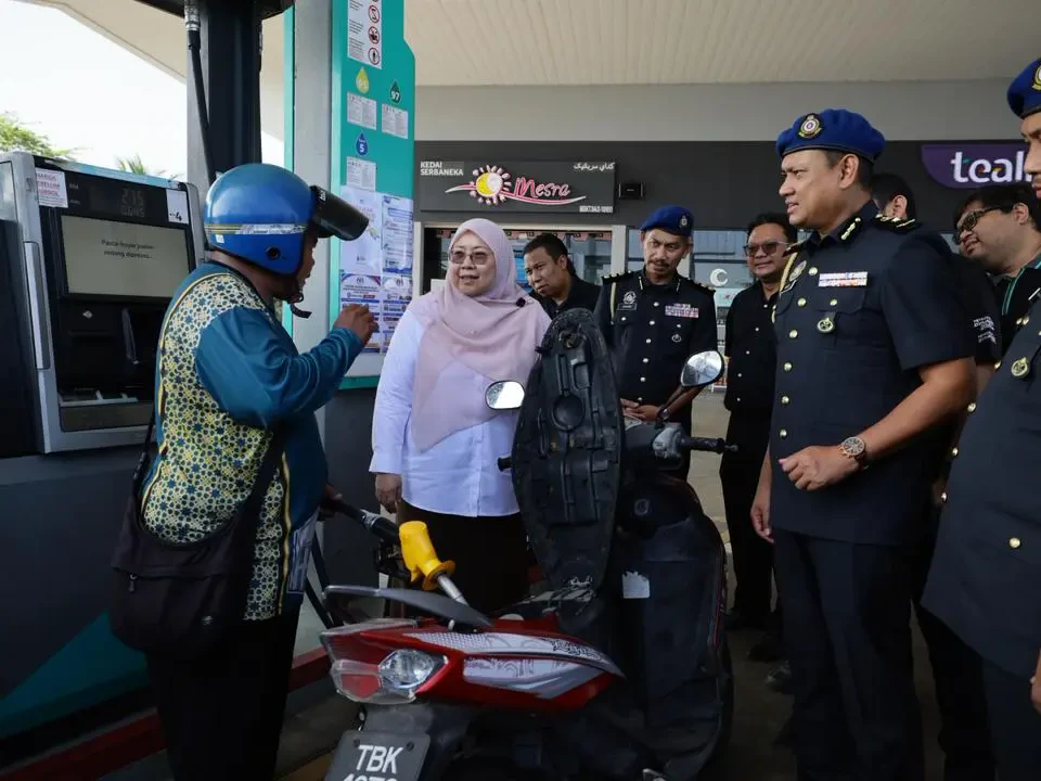 Kerajaan Perketat Pemantauan Stesen Minyak, Bendung Ketirisan Diesel