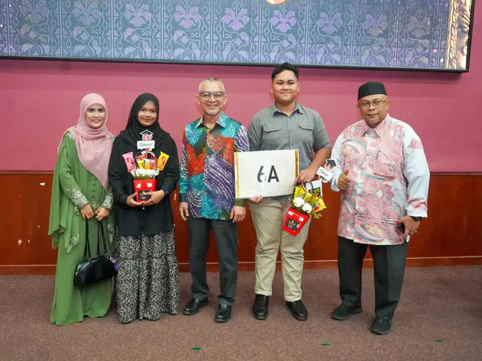 114 Pelajar DUN Kijal Dirai Dalam Majlis Apresiasi SPM 2025