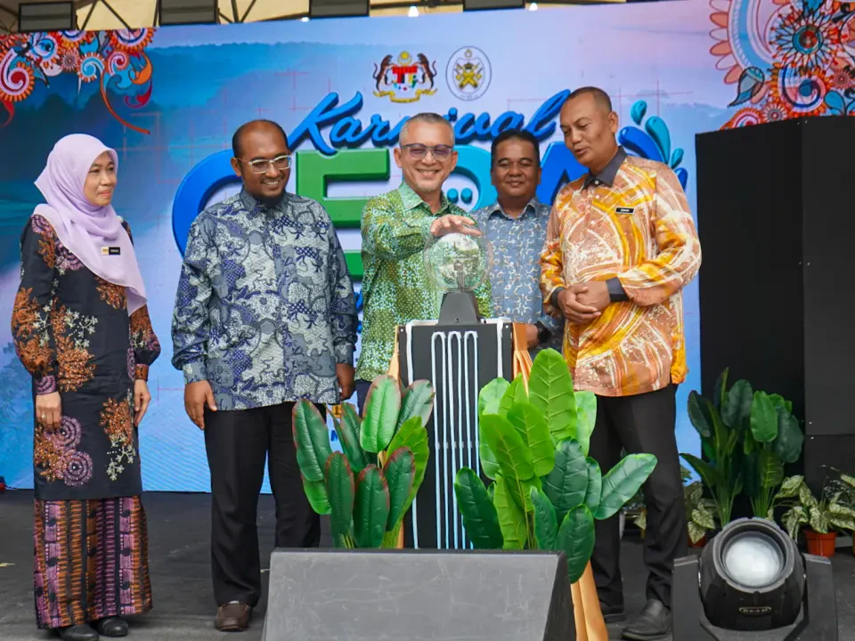 Cuti Aidiladha Tarik Hampir Sejuta Pelancong ke Terengganu