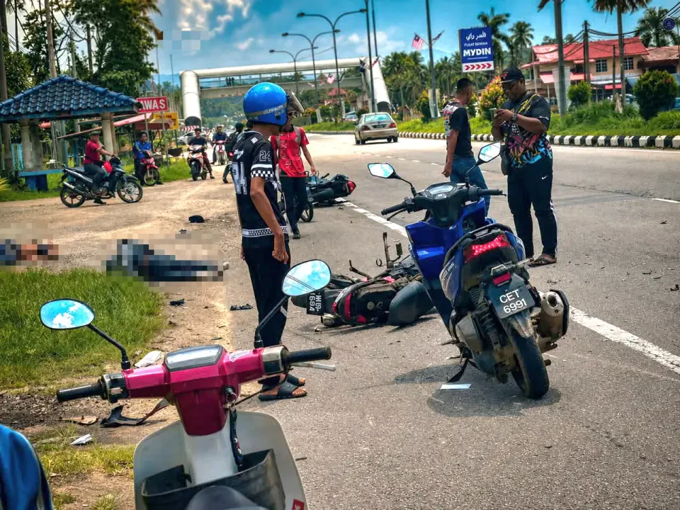 Warga emas maut, cucu antara dua cedera dalam nahas dua motosikal di Besut