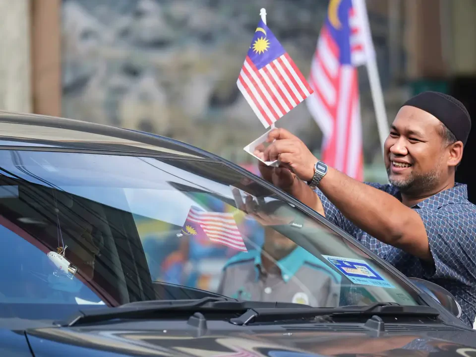 Lebih 500 Jalur Gemilang Semarakkan Bulan Kemerdekaan di Manir