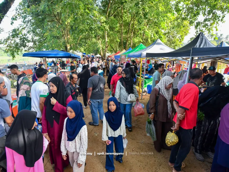Bekas Pekerja FAMA Hidupkan Pasar Pagi Bira Sungai, Hampir 80 Peniaga Sertai Usaha Komuniti