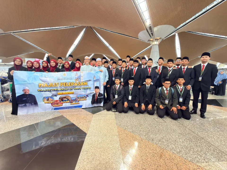 35 Pelajar Terengganu Ke Timur Tengah, Diingat Jauhi Gejala Sosial