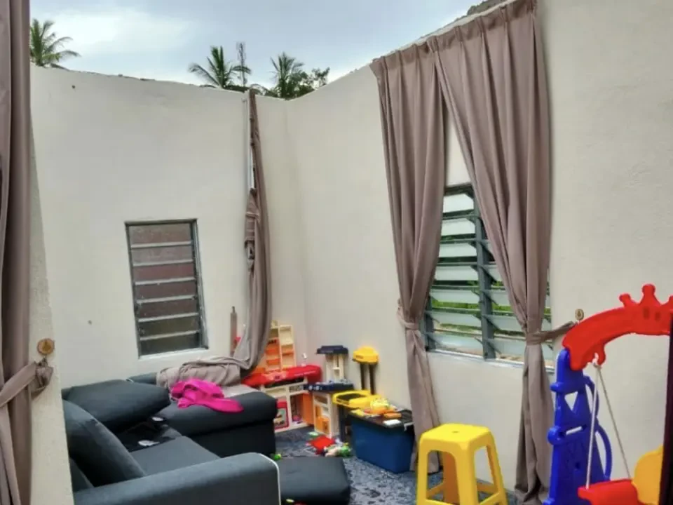 48 Buah Rumah Di Landa Ribut
