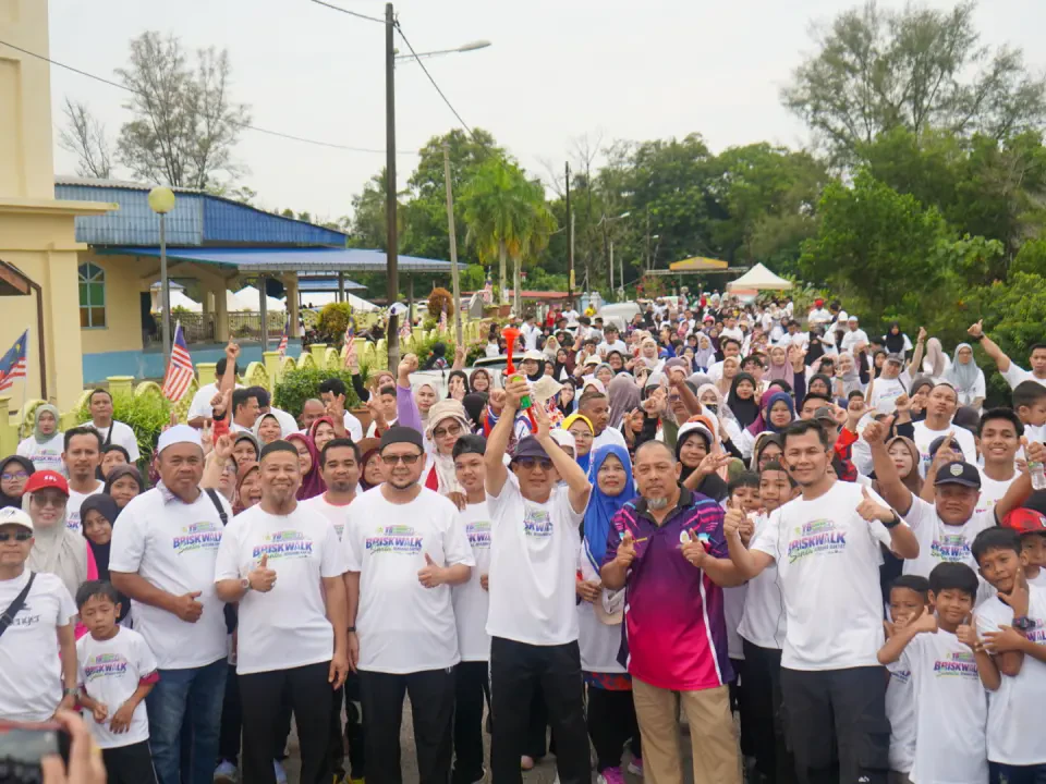 YB Cakna Komuniti 2.0 Semarak Semangat Kebersamaan di DUN Kijal