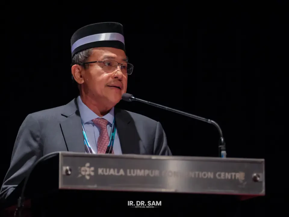 'Diplomat EU Tanya Kemungkinan Pertukaran Kerajaan Selepas PRU16'